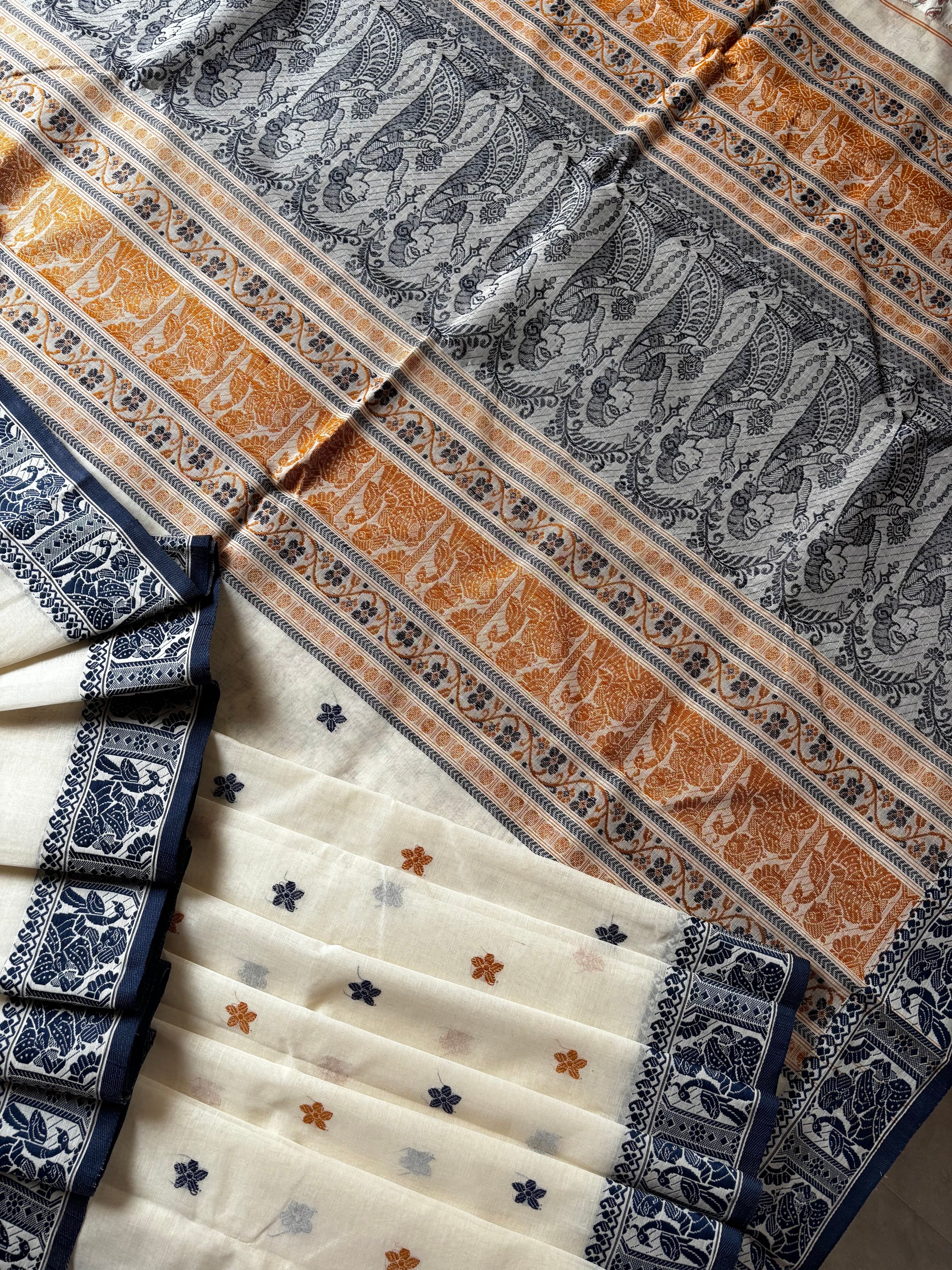 Handwoven Offwhite Colour Cotton Baluchari Saree