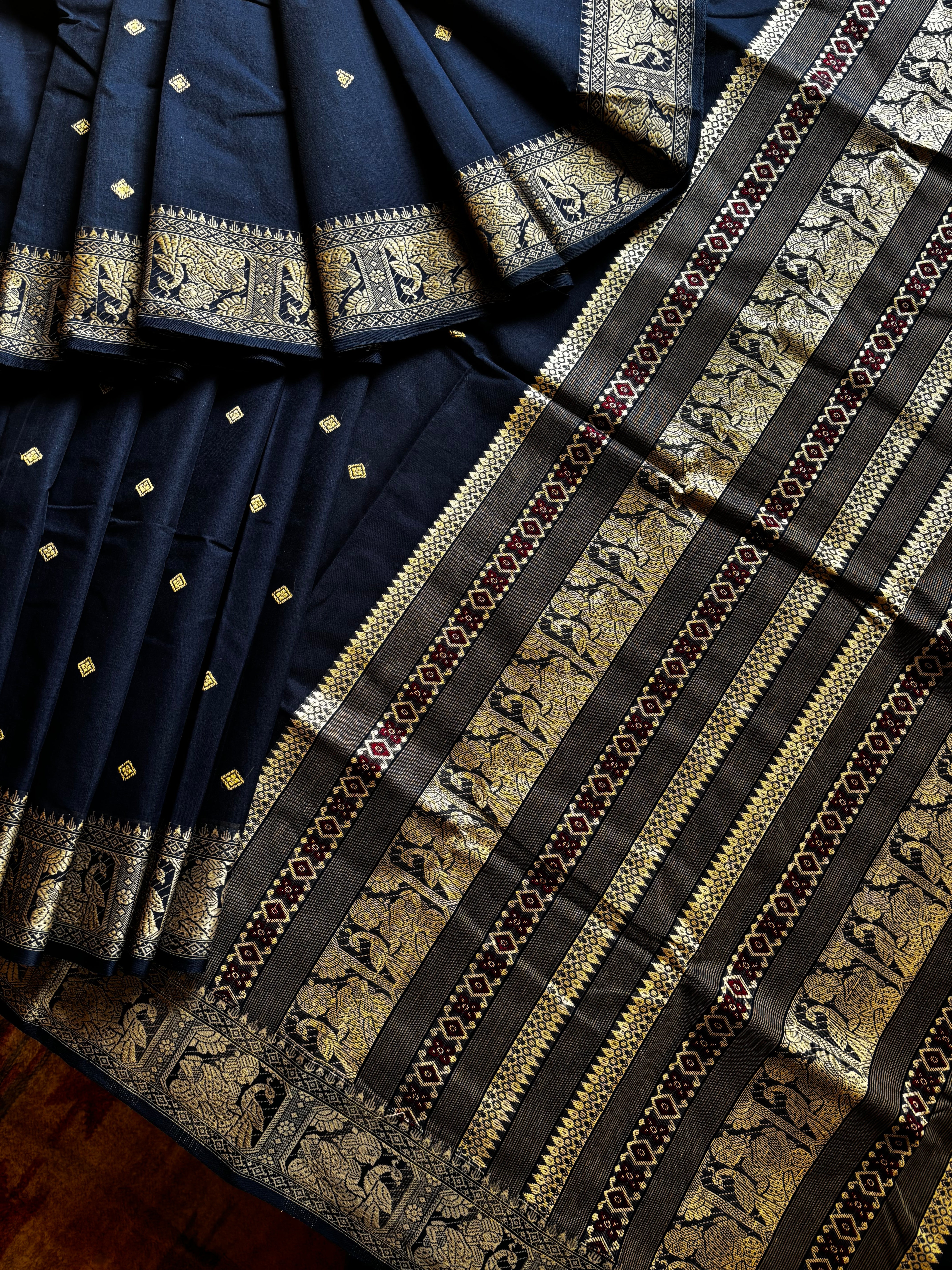 Handwoven Navy Beige Cotton Baluchari Saree