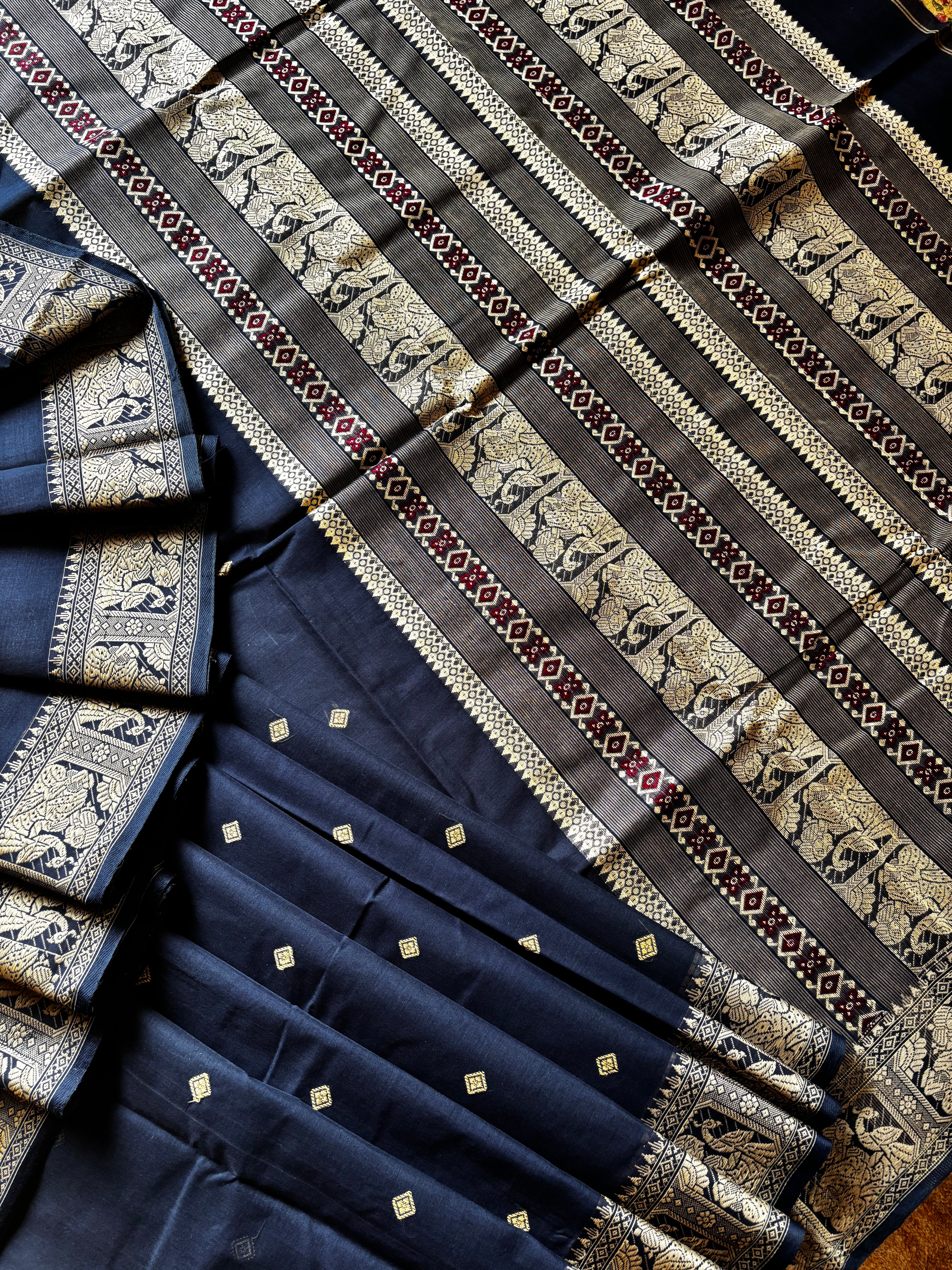 Handwoven Navy Beige Cotton Baluchari Saree