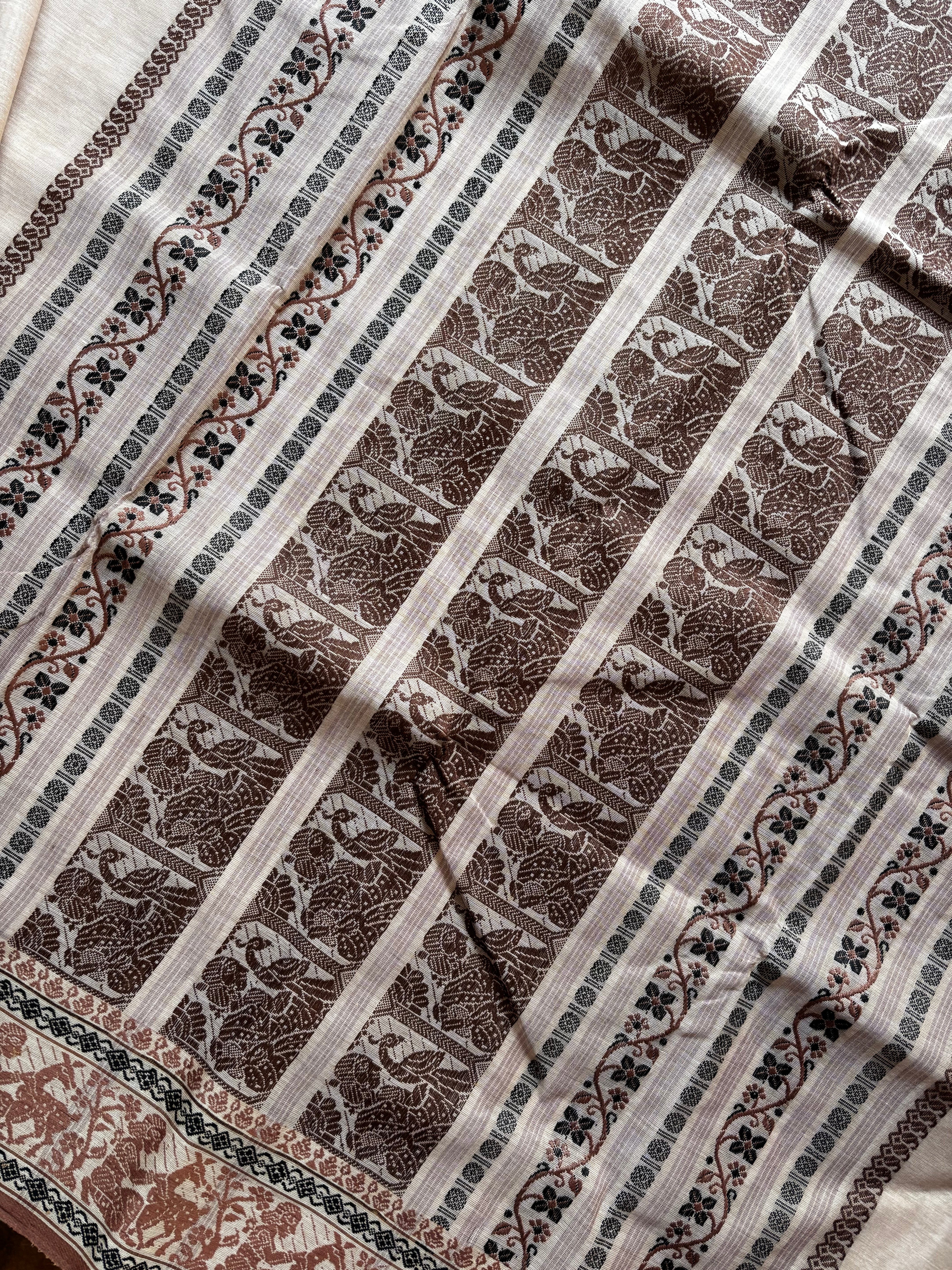 Handwoven Light Beige Cotton Baluchari Saree