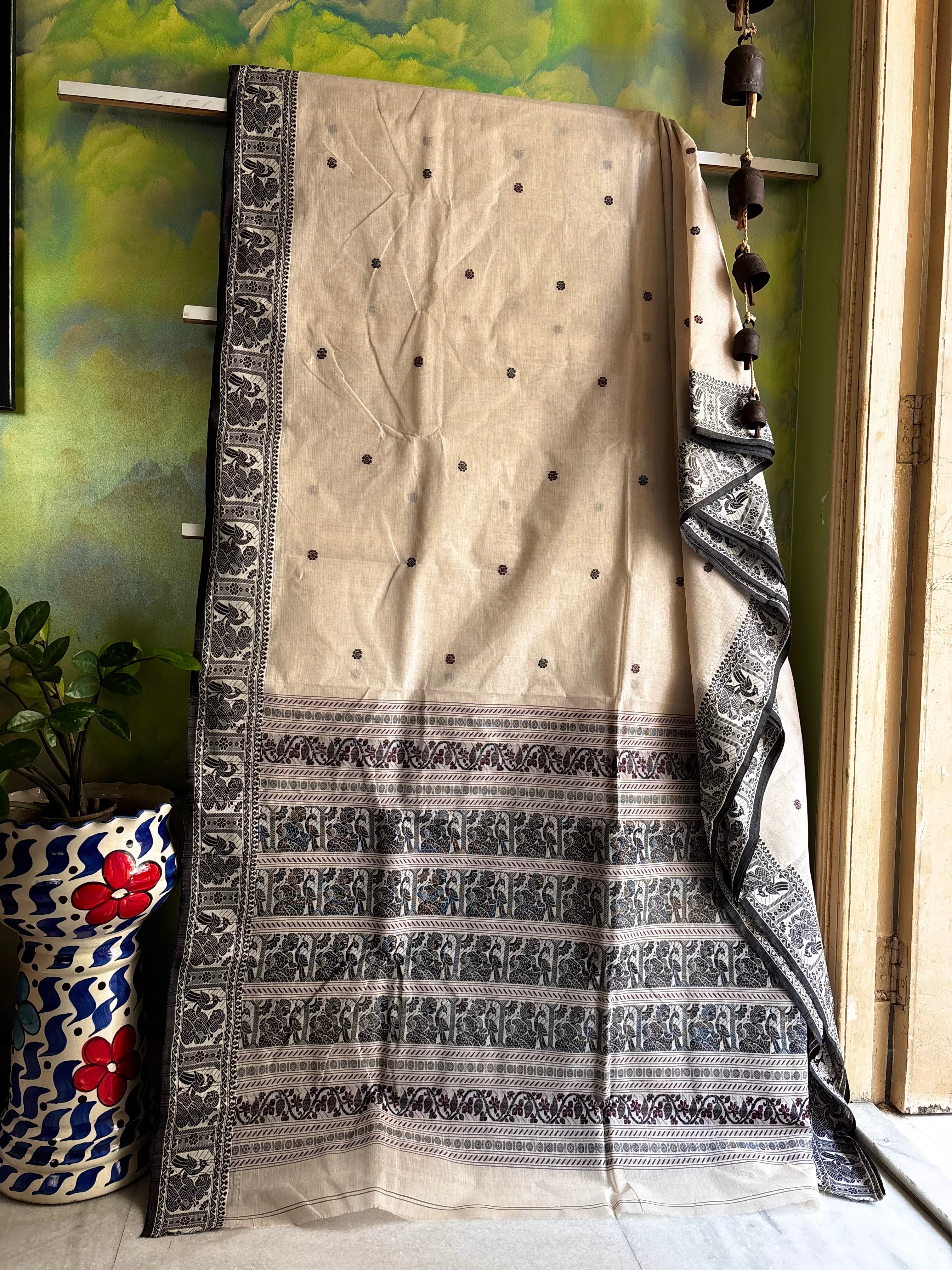 Handwoven Light Beige Toned Cotton Baluchari Saree