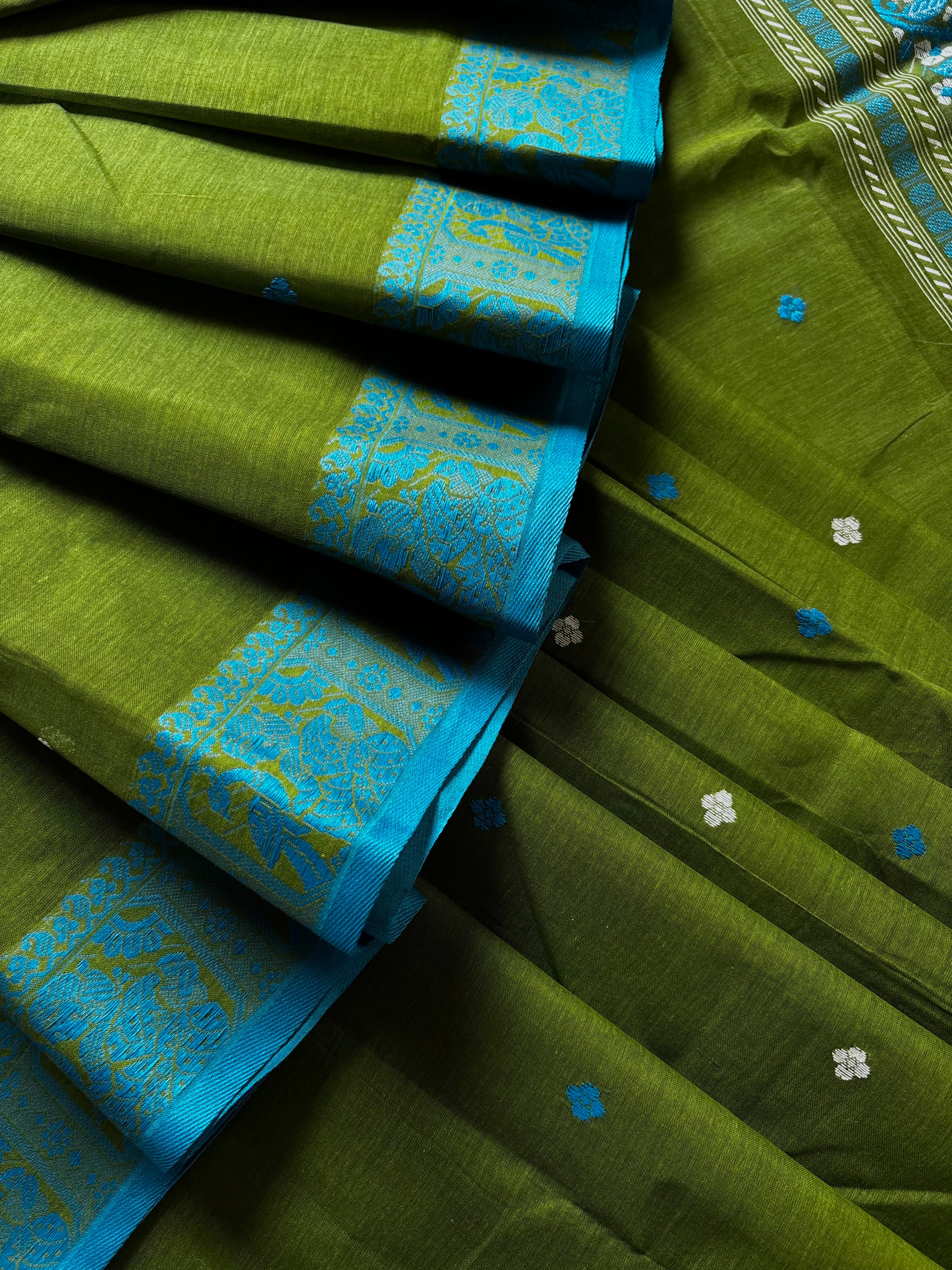 Handwoven Dark Hookers Green Colour Cotton Baluchari Saree