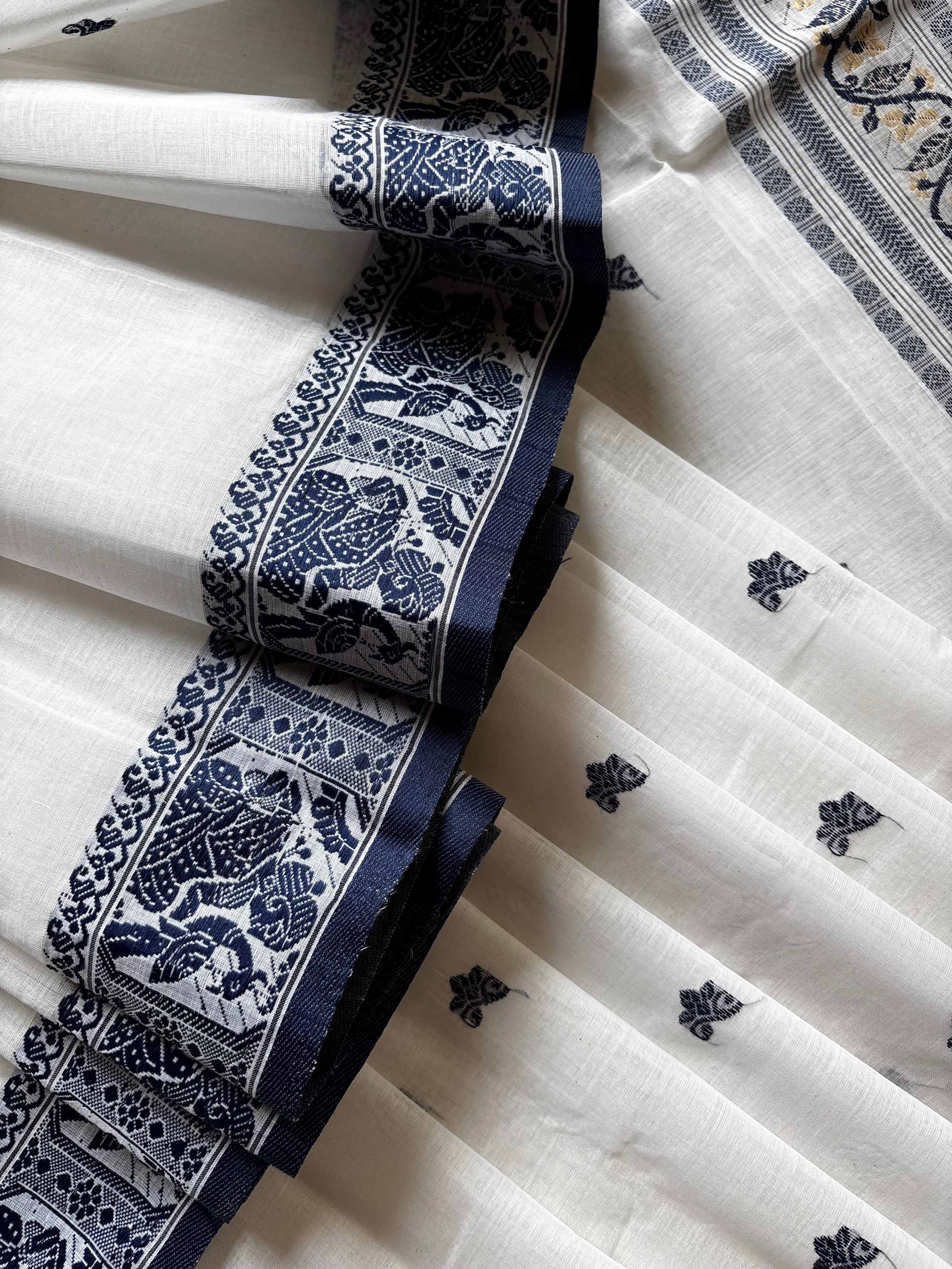 Handwoven White Colour Cotton Baluchari Saree