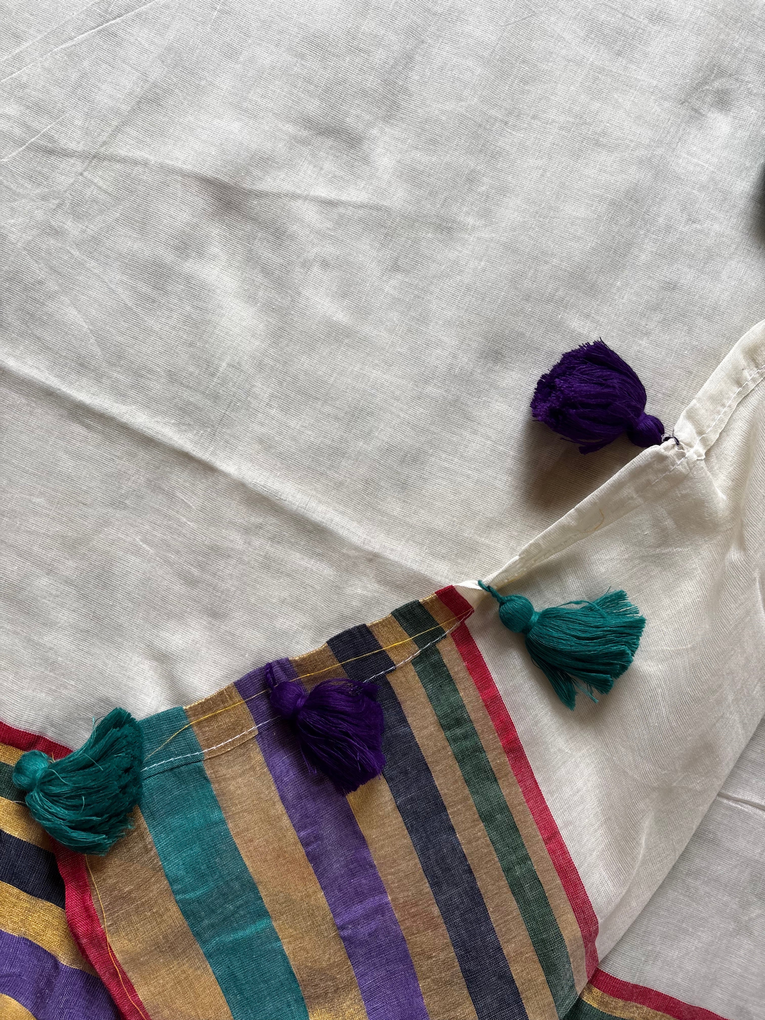 Cream Colour Body Multi Colour Border Mul Cotton Saree