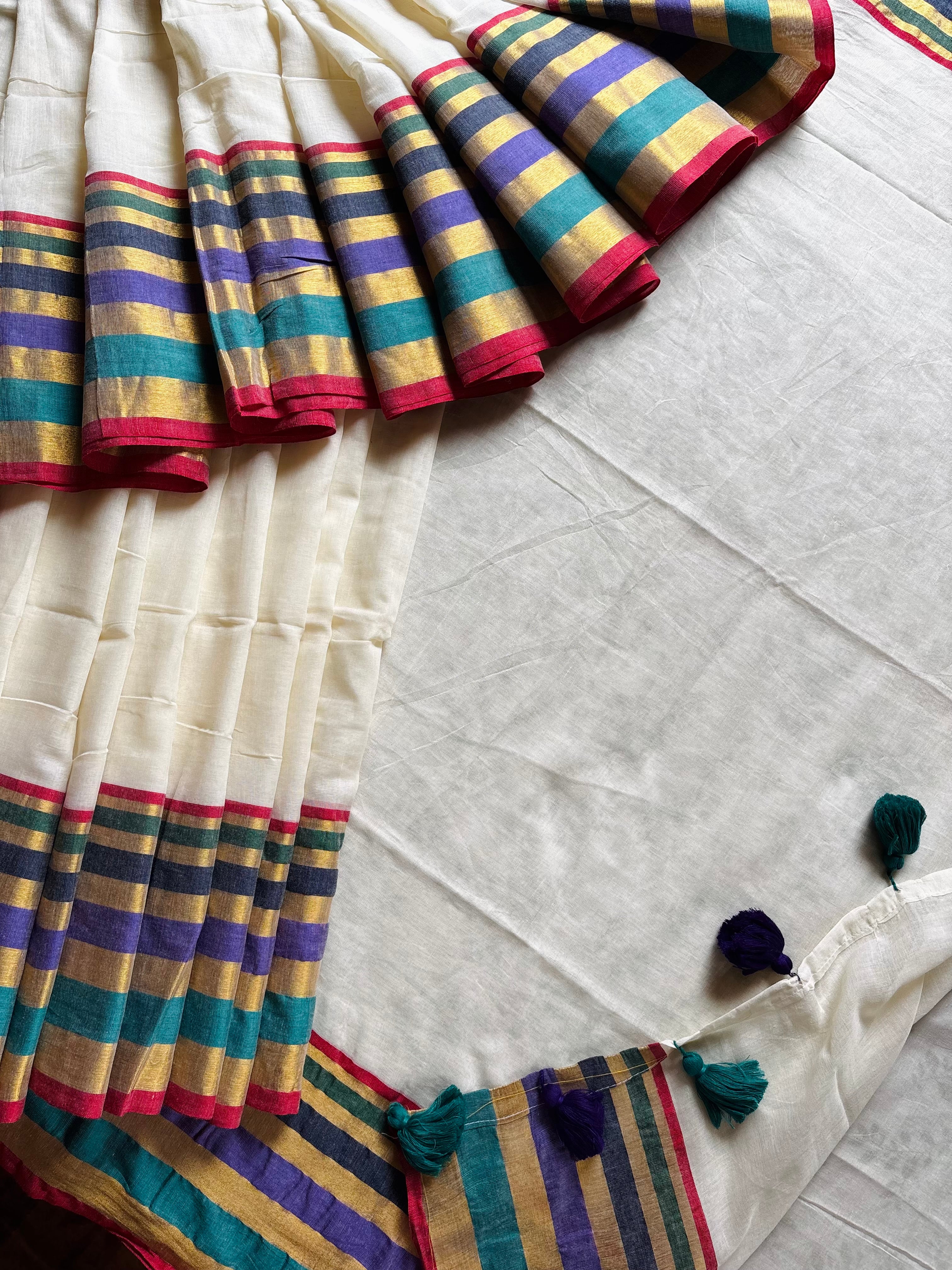 Cream Colour Body Multi Colour Border Mul Cotton Saree