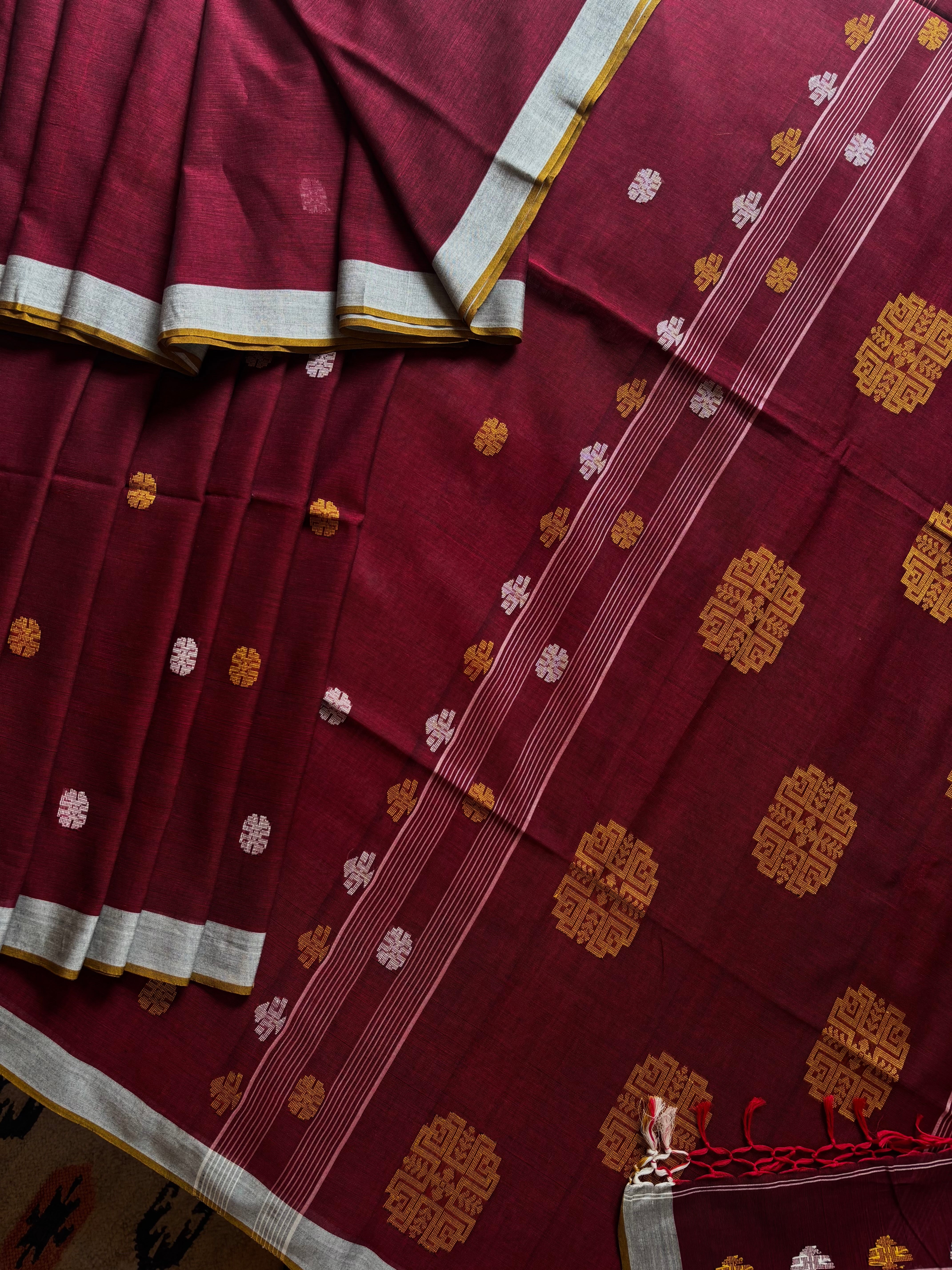 Handwoven Maroon Colour Cotton Jamdani Saree