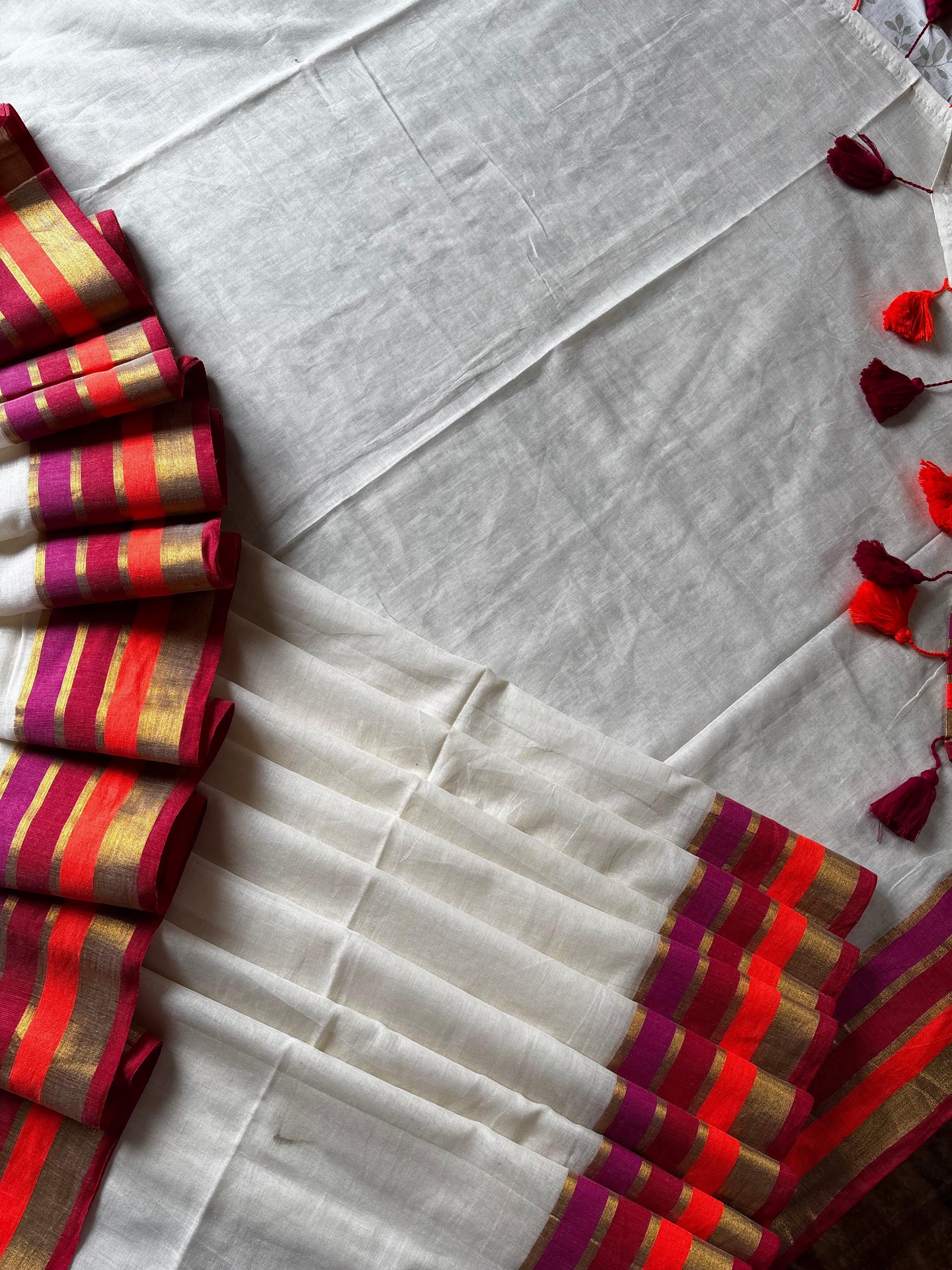 Cream Colour Orange Maroon Border Mul Cotton Saree