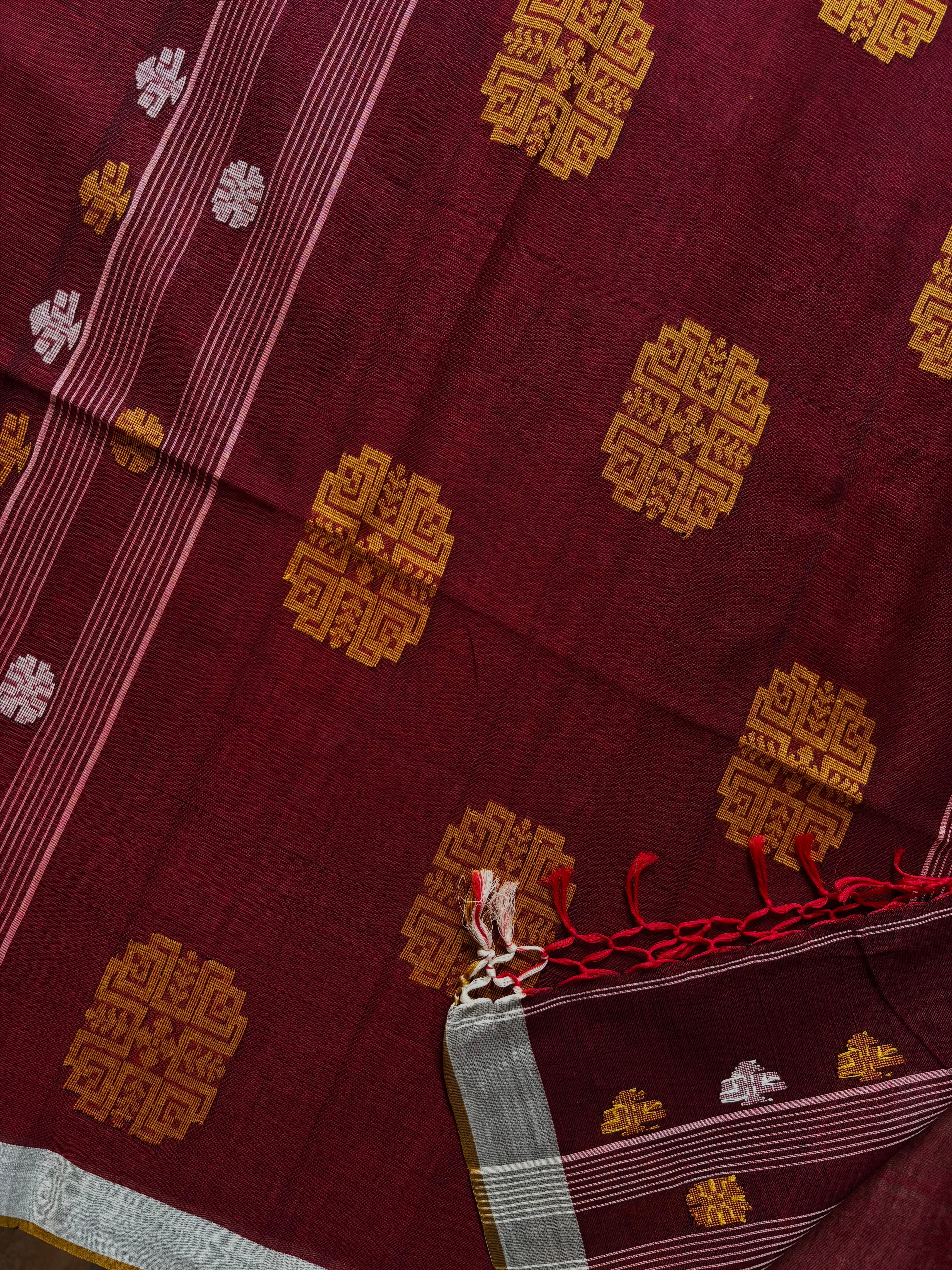 Handwoven Maroon Colour Cotton Jamdani Saree