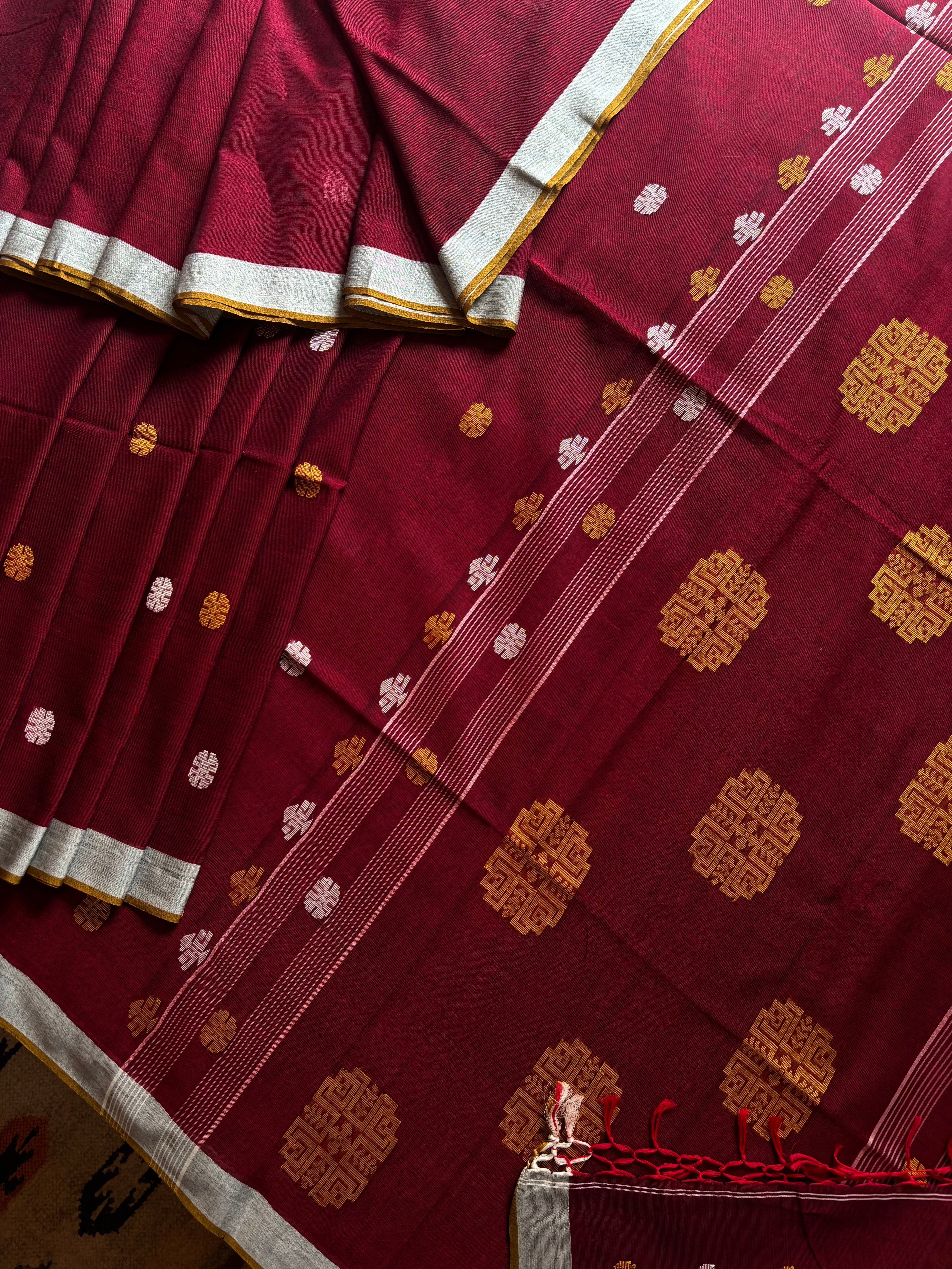 Handwoven Maroon Colour Cotton Jamdani Saree
