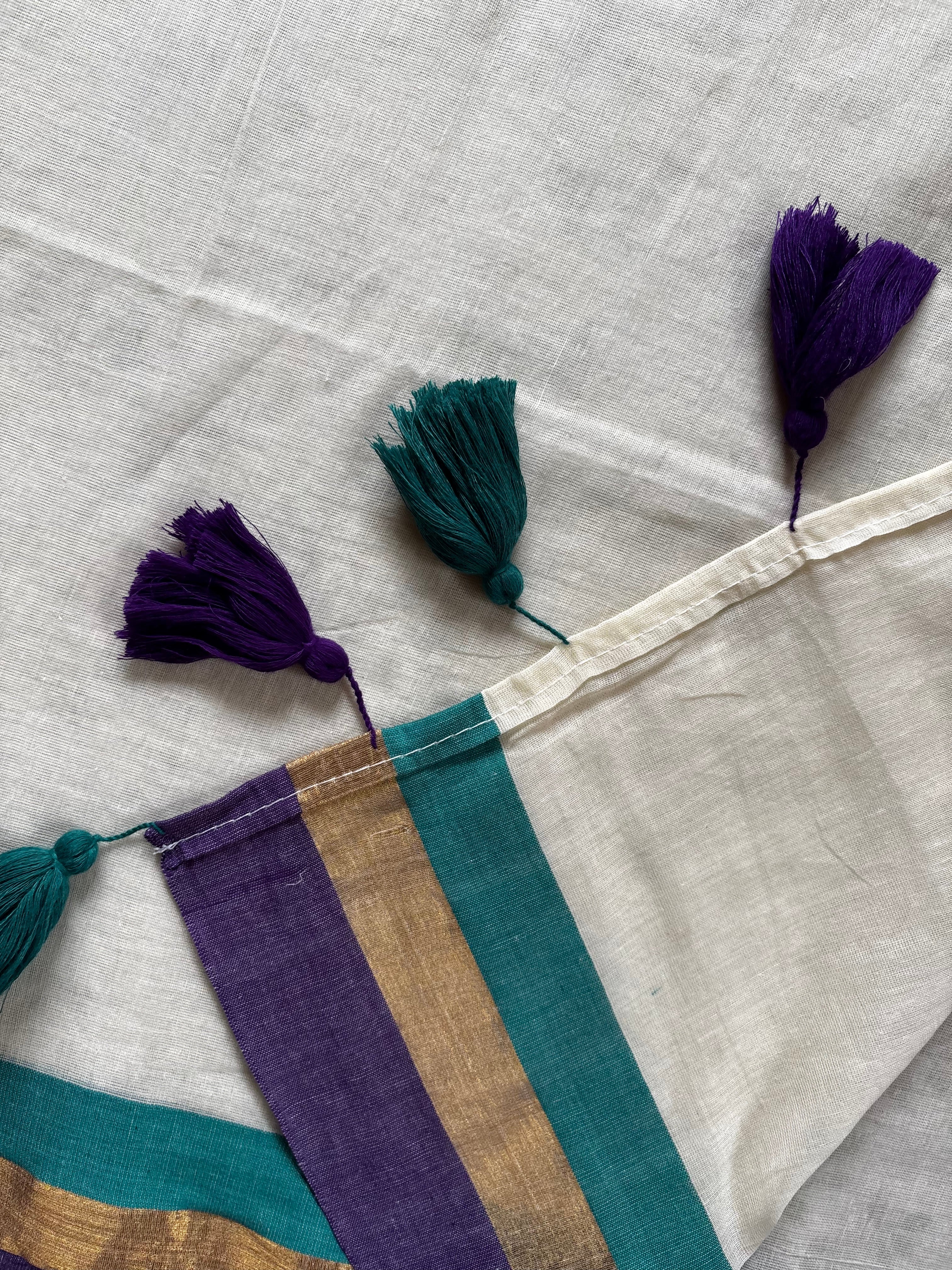 Cream Colour Purple Rama Green Border Mul Cotton Saree