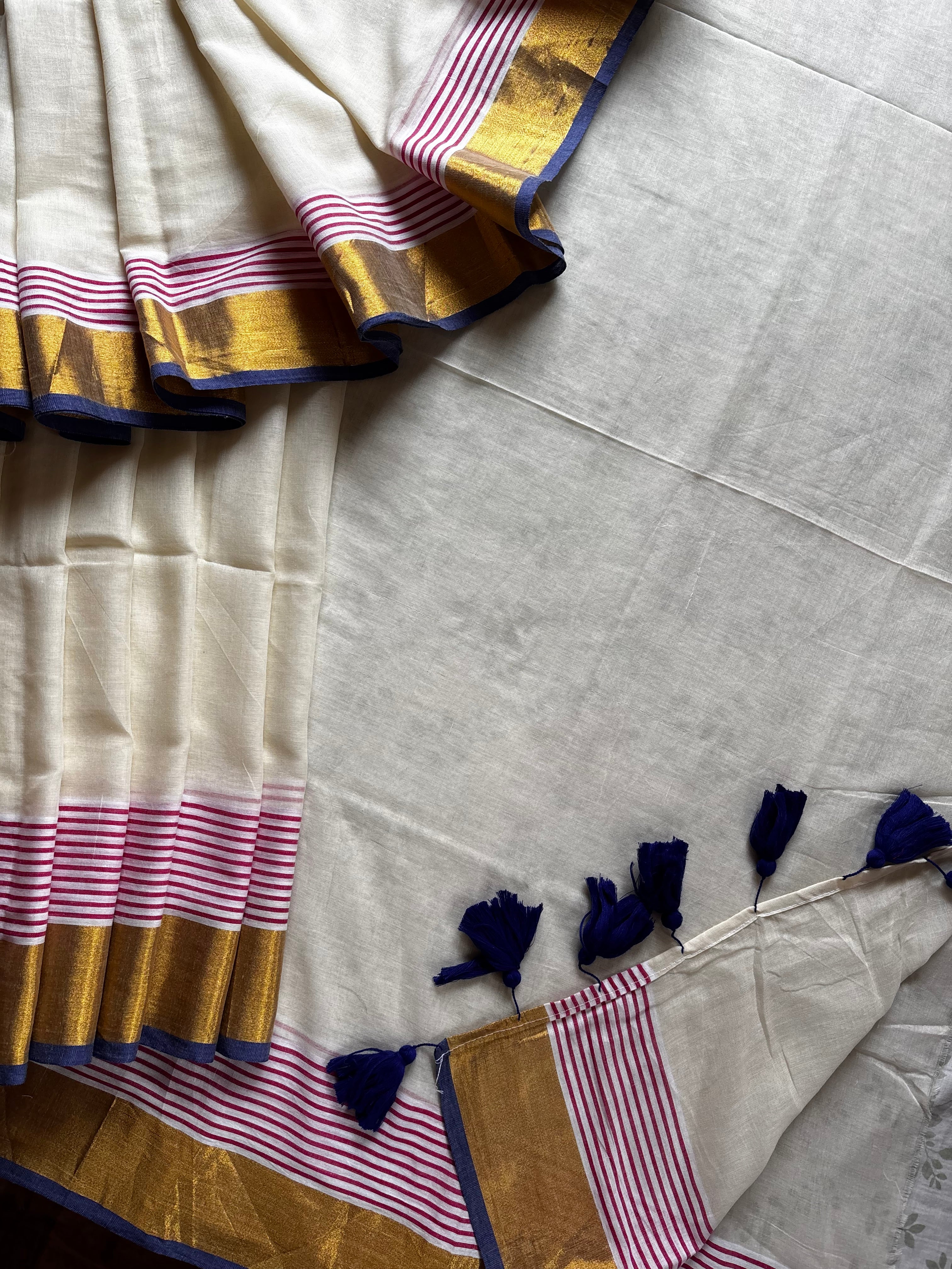 Cream Colour Blue Pink Zari Border Mul Cotton Saree