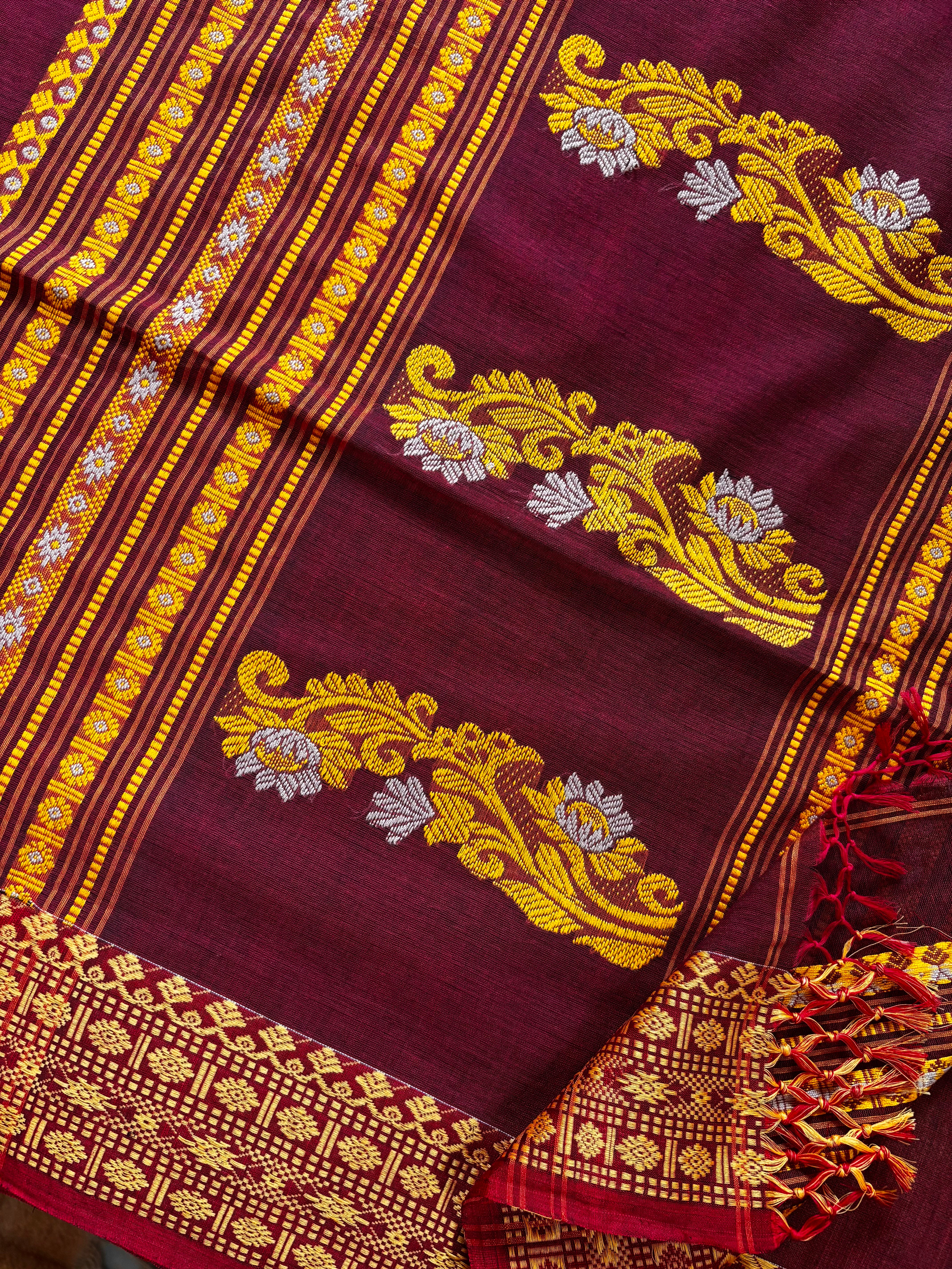 Handwoven Reddish Maroon Phulia Cotton Saree