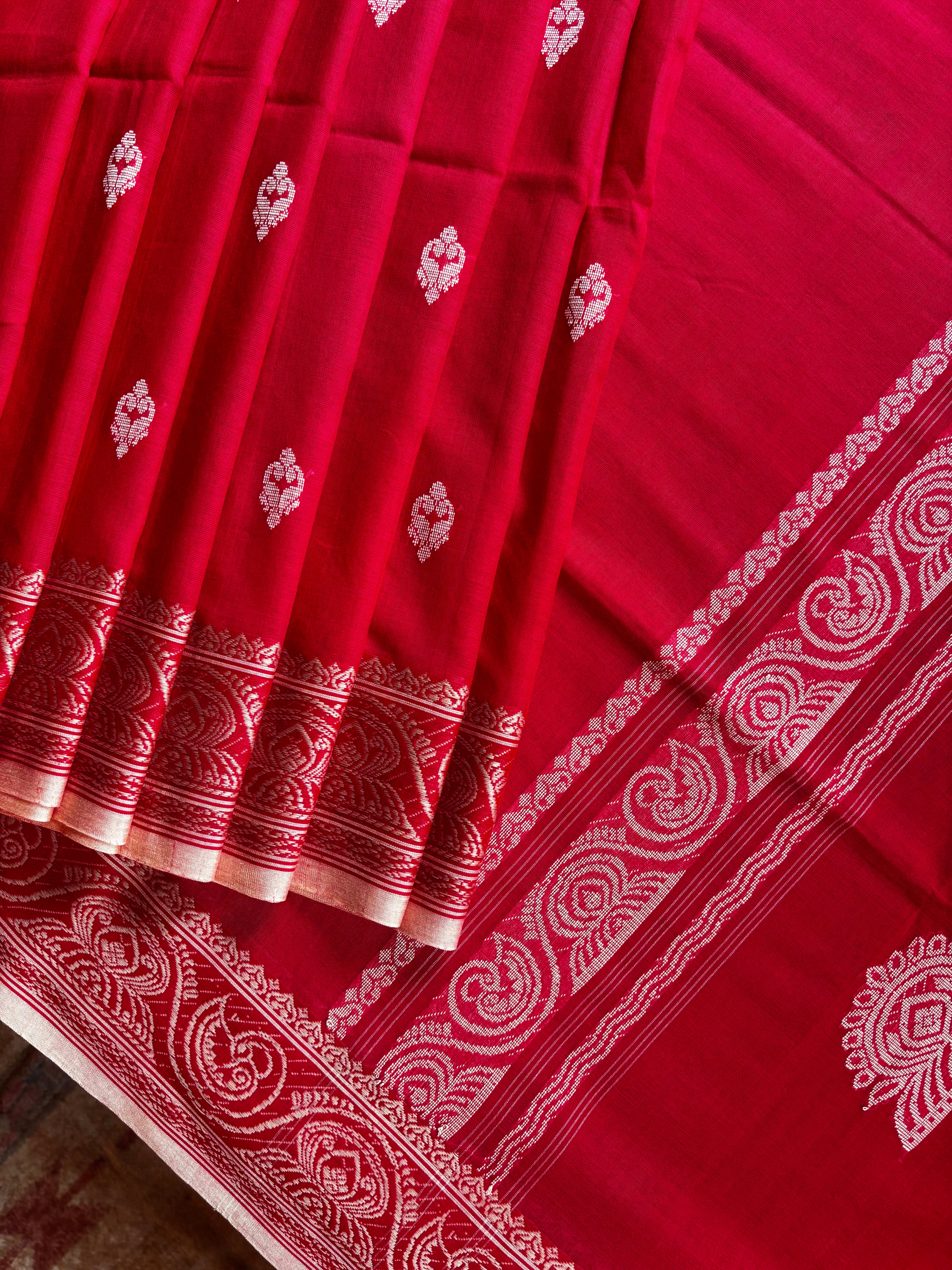 Handwoven Red Beige Phulia Cotton Saree