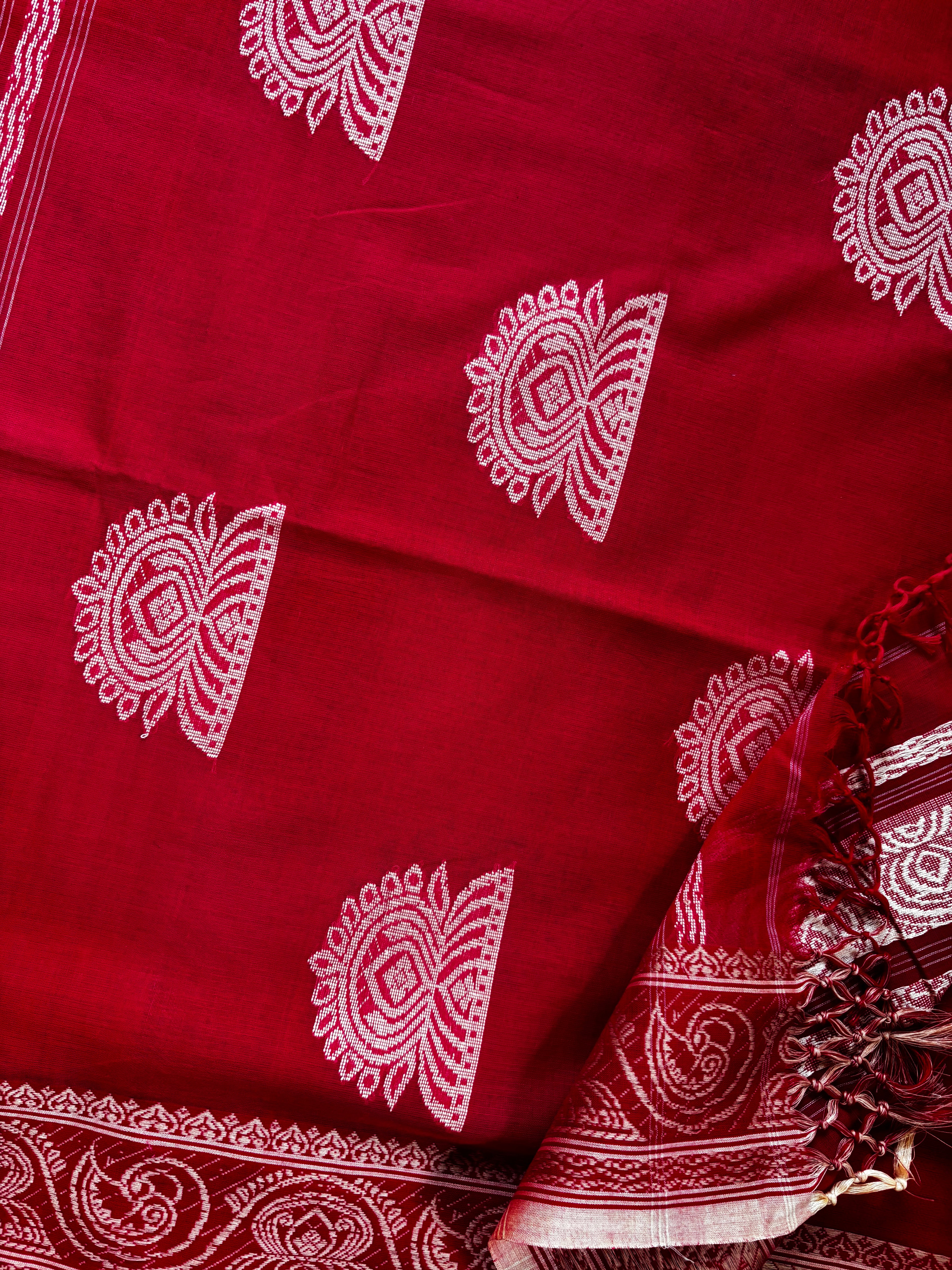 Handwoven Red Beige Phulia Cotton Saree