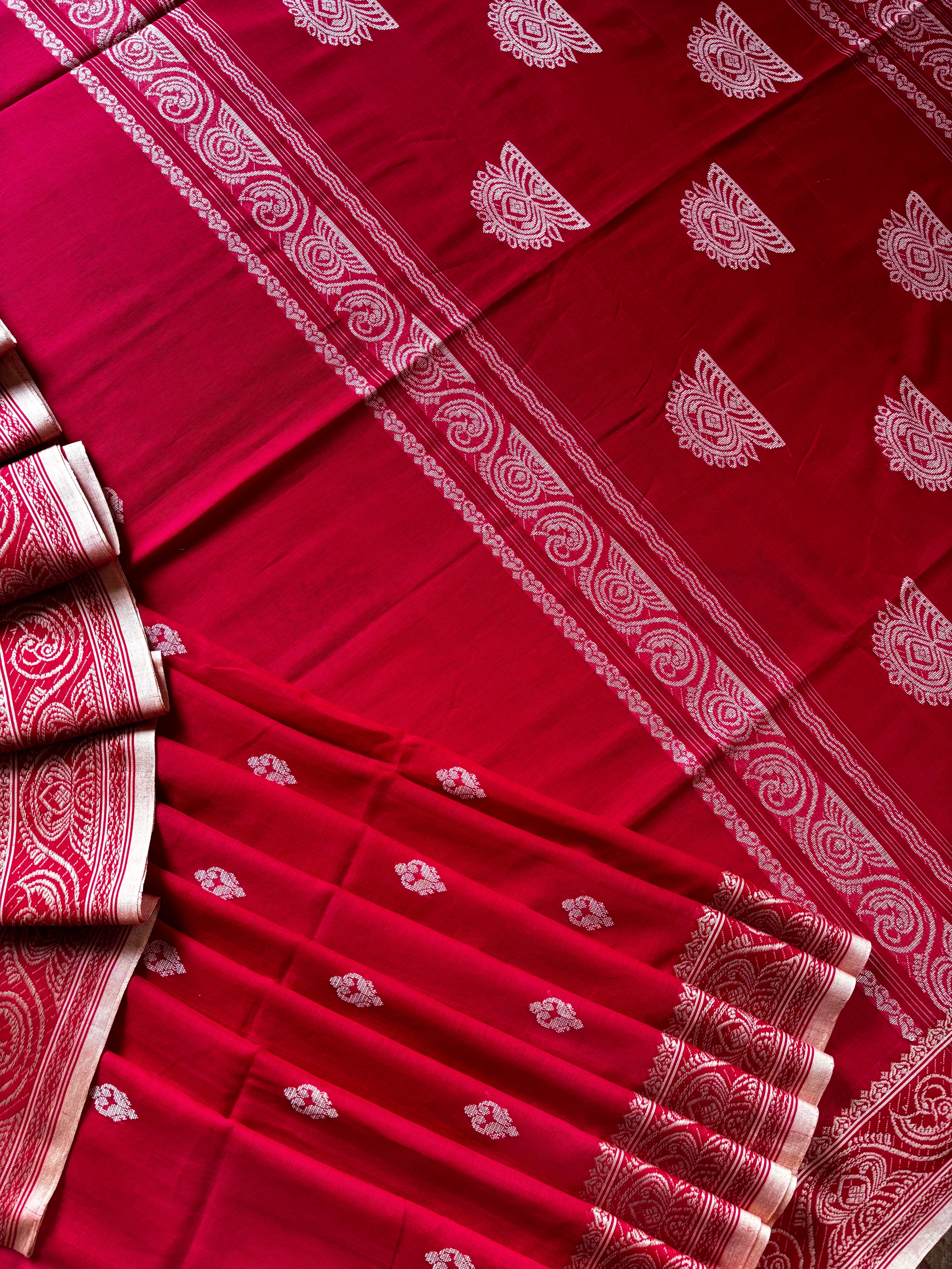 Handwoven Red Beige Phulia Cotton Saree
