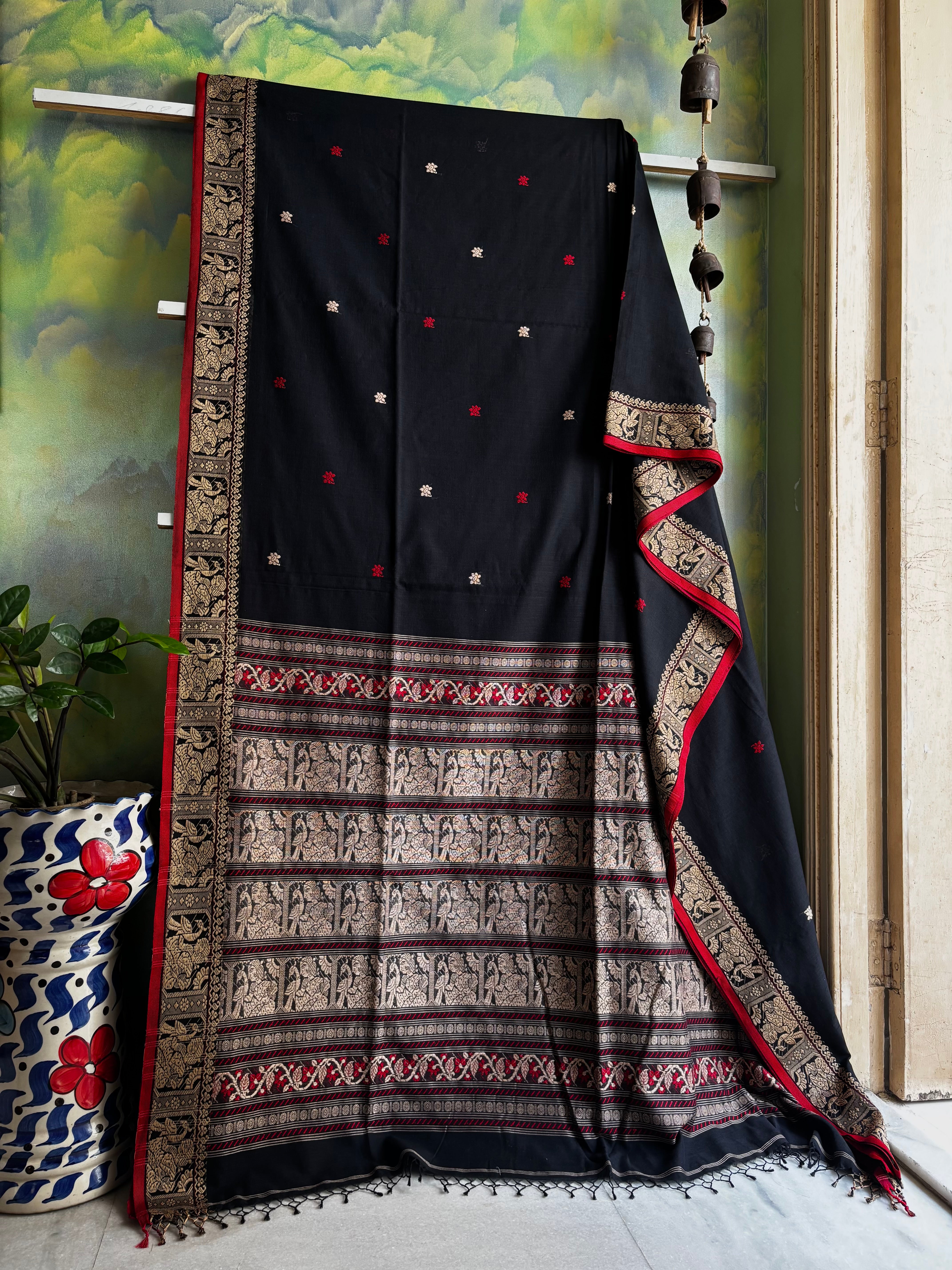 Handwoven Black Colour Cotton Baluchari Saree