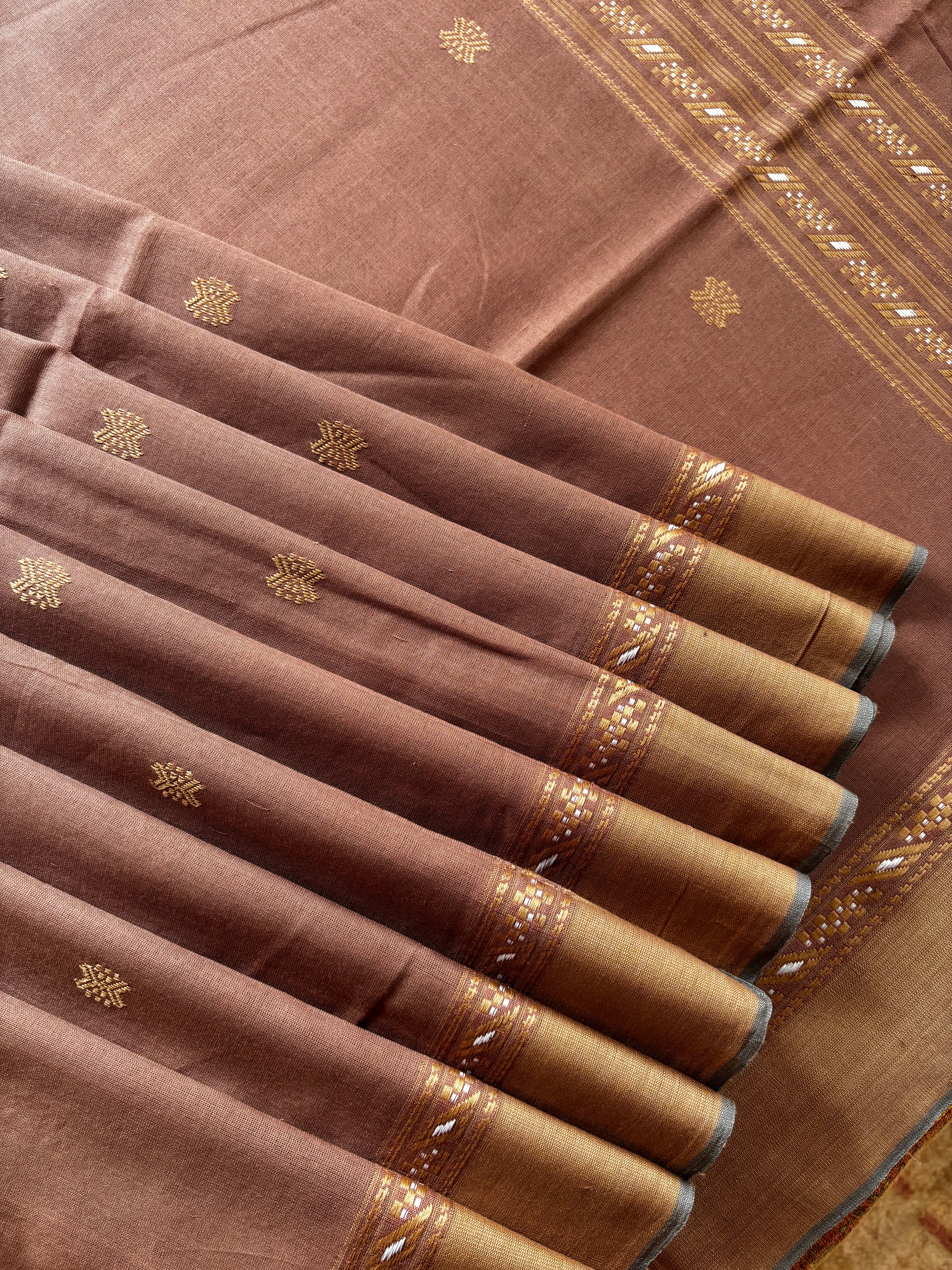 Handwoven Brown Phulia Cotton Saree