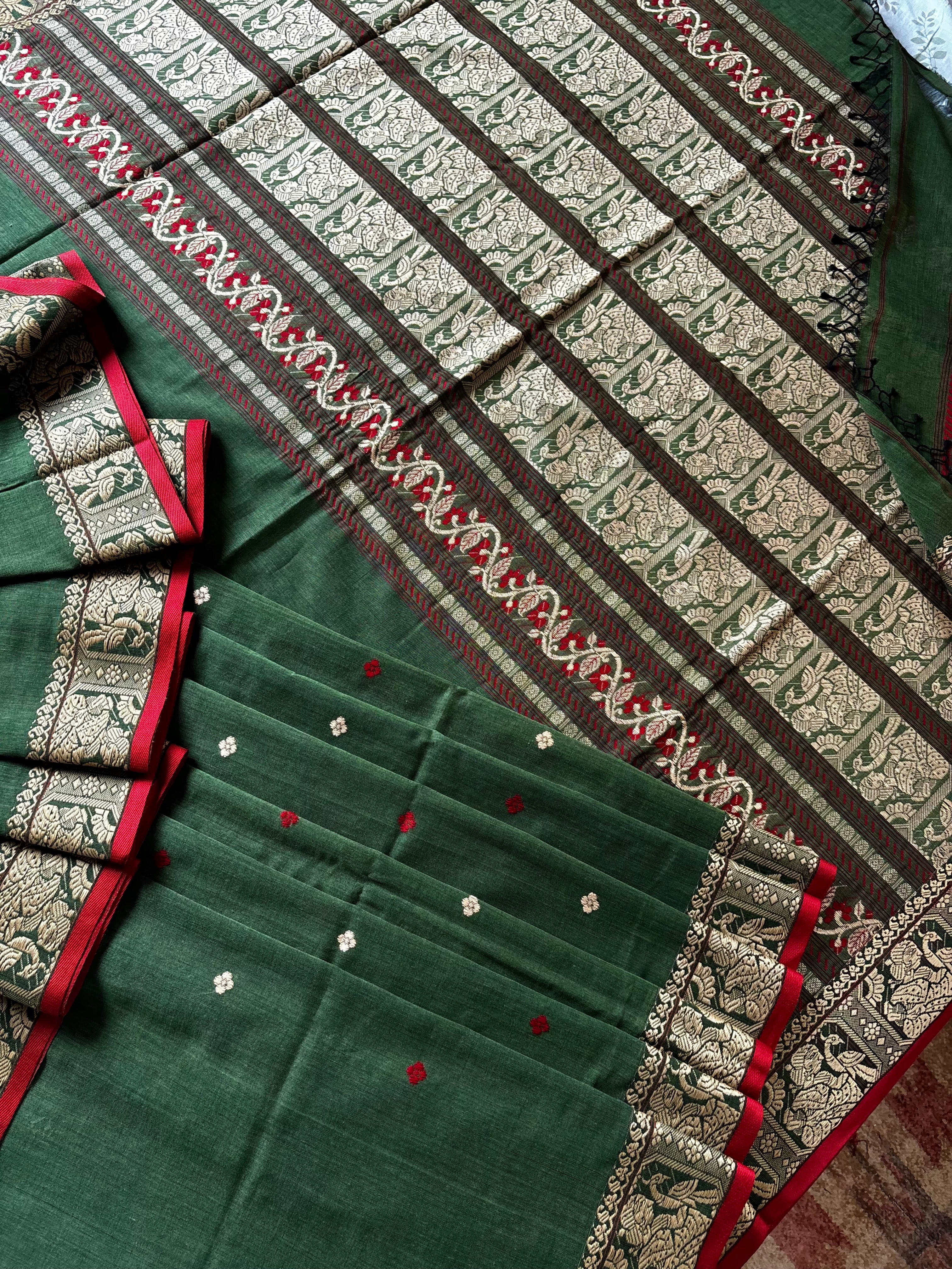 Handwoven Matte Pastel Green Colour Cotton Baluchari Saree