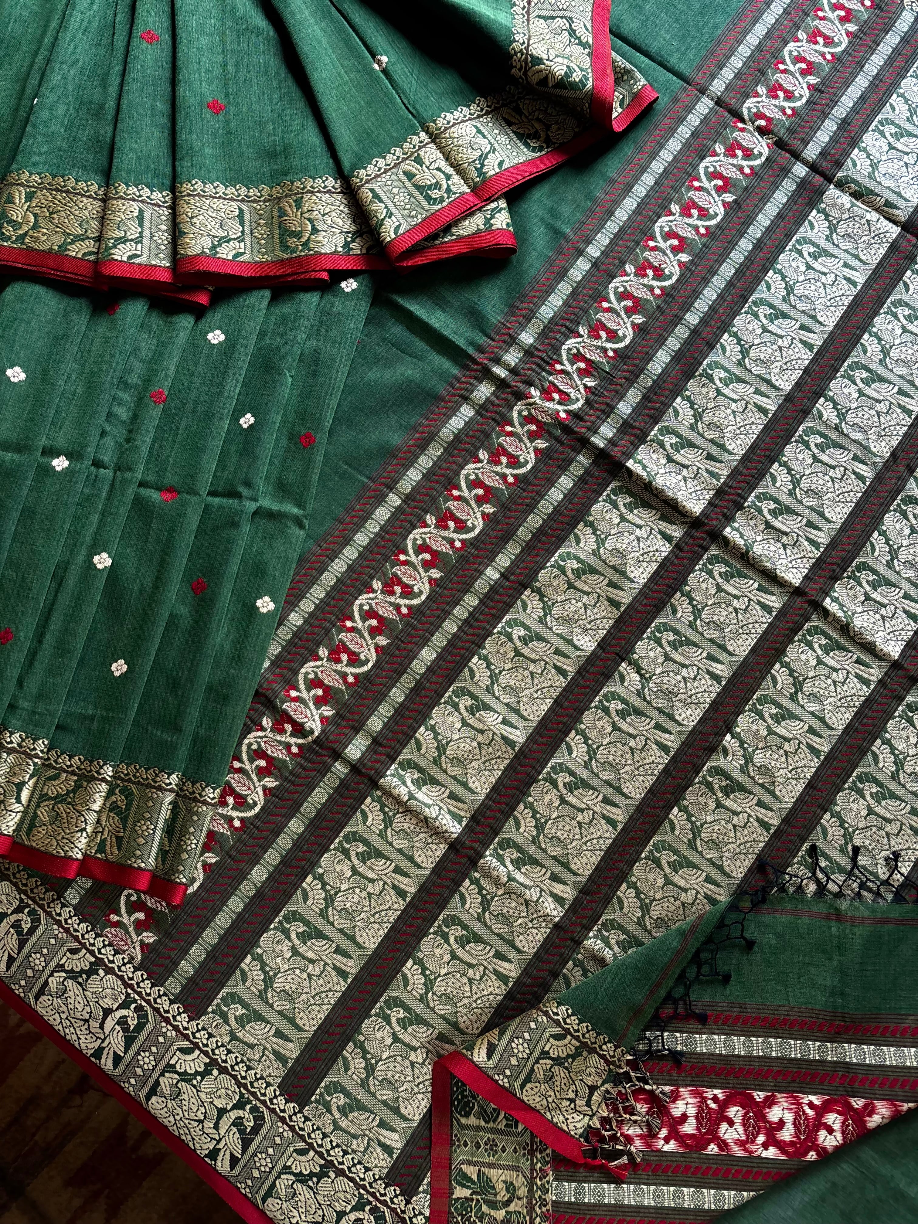 Handwoven Matte Pastel Green Colour Cotton Baluchari Saree
