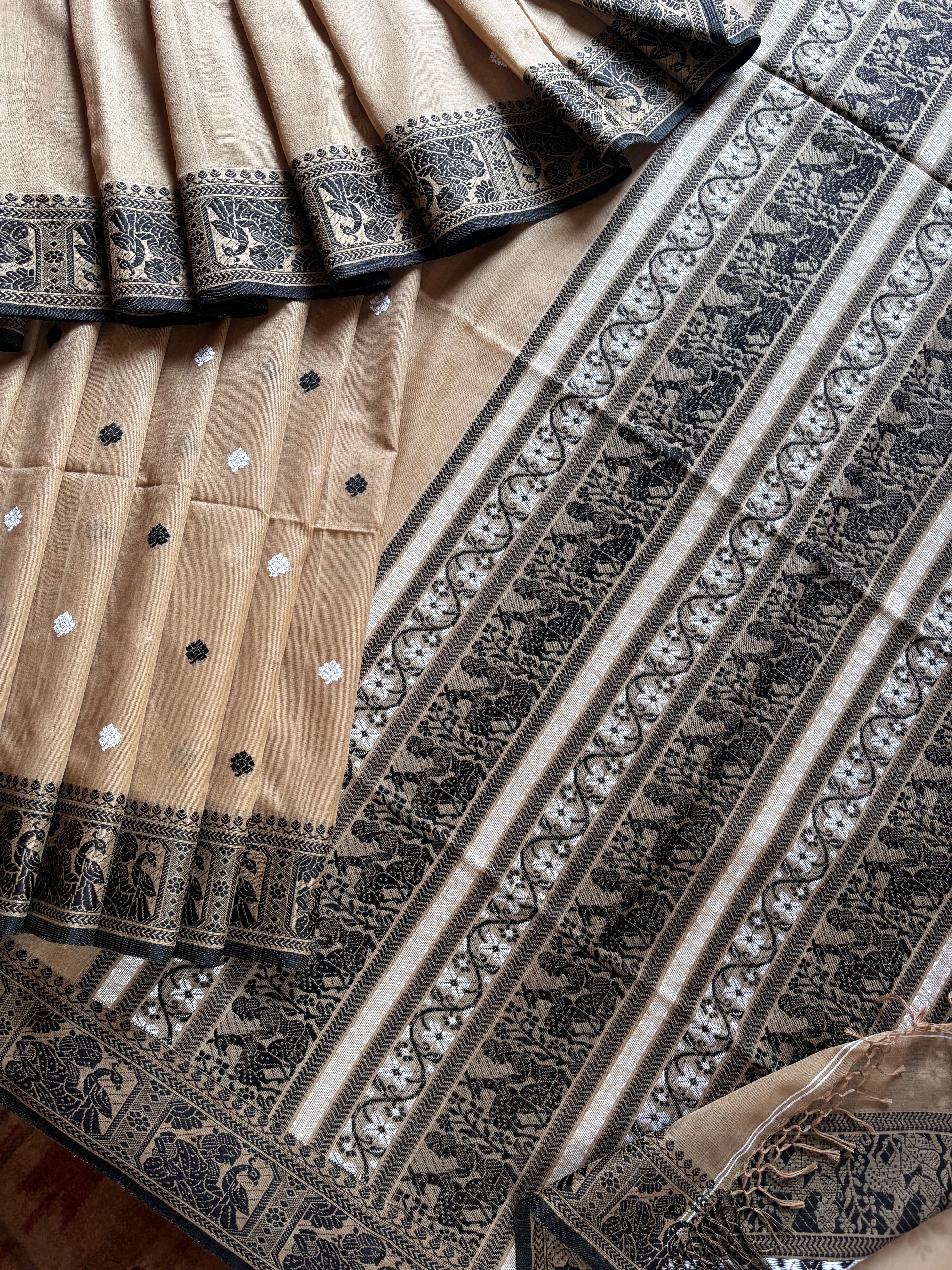 Handwoven Light Brown Colour Cotton Baluchari Saree