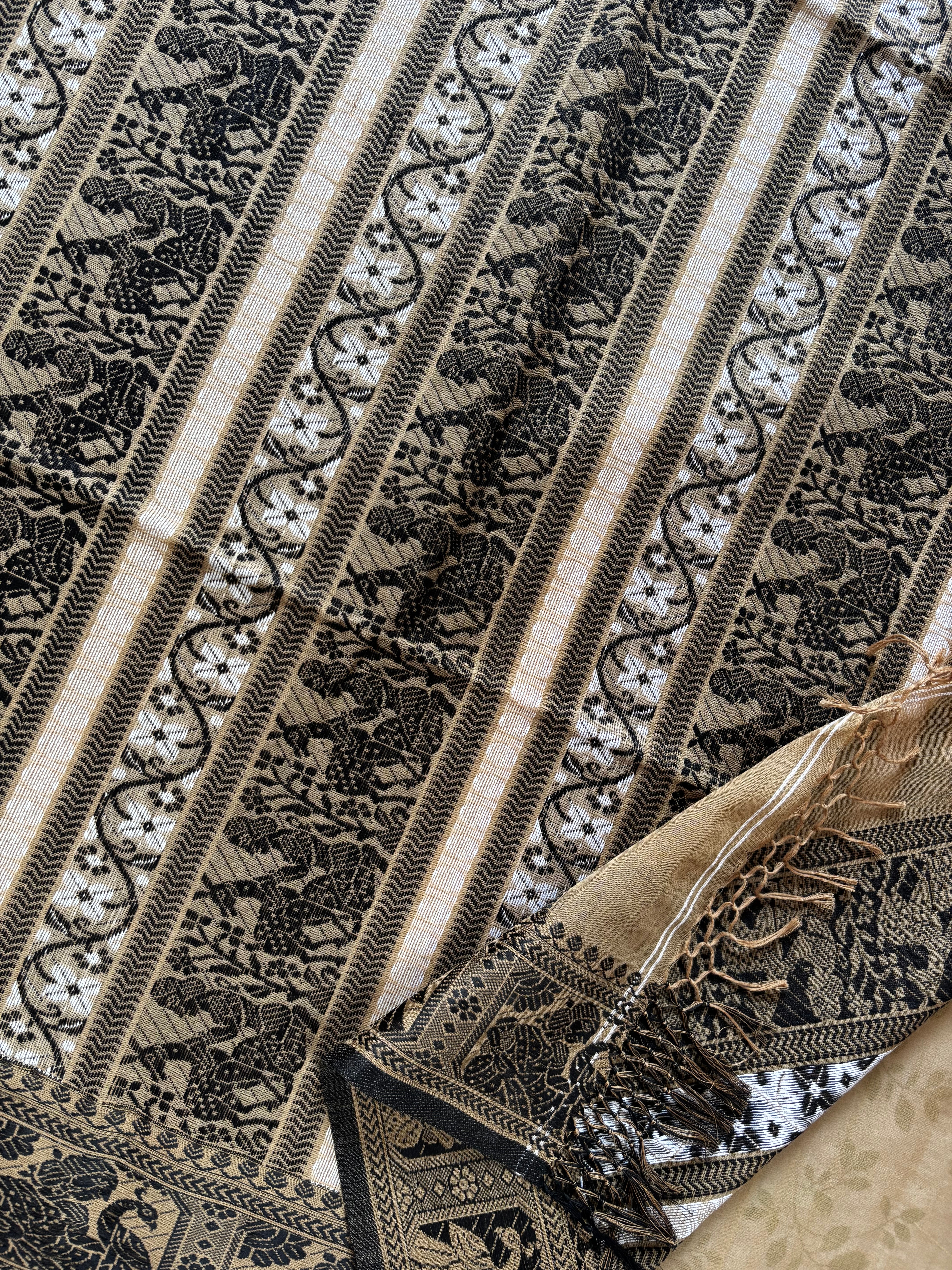 Handwoven Light Brown Colour Cotton Baluchari Saree