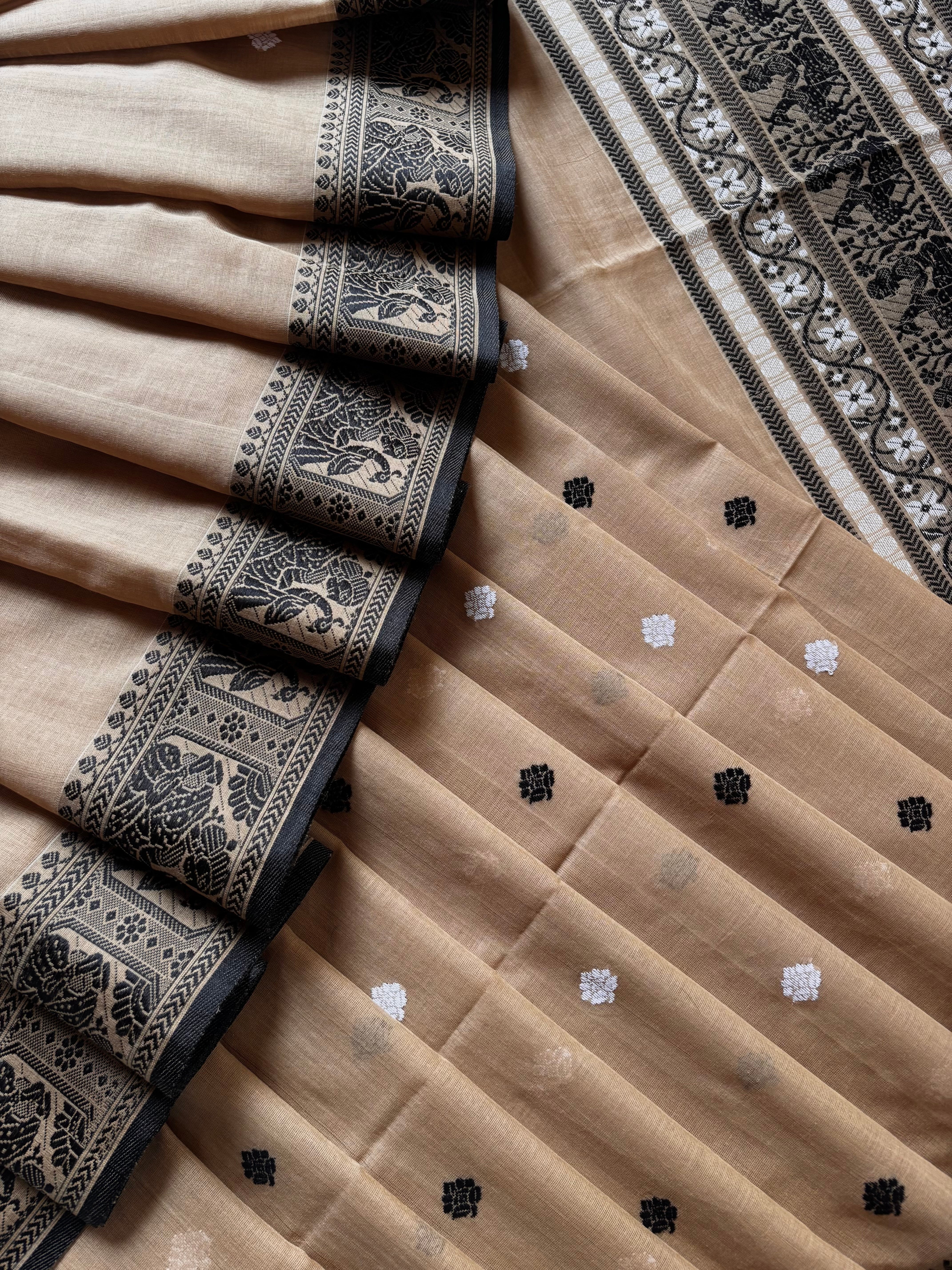 Handwoven Light Brown Colour Cotton Baluchari Saree