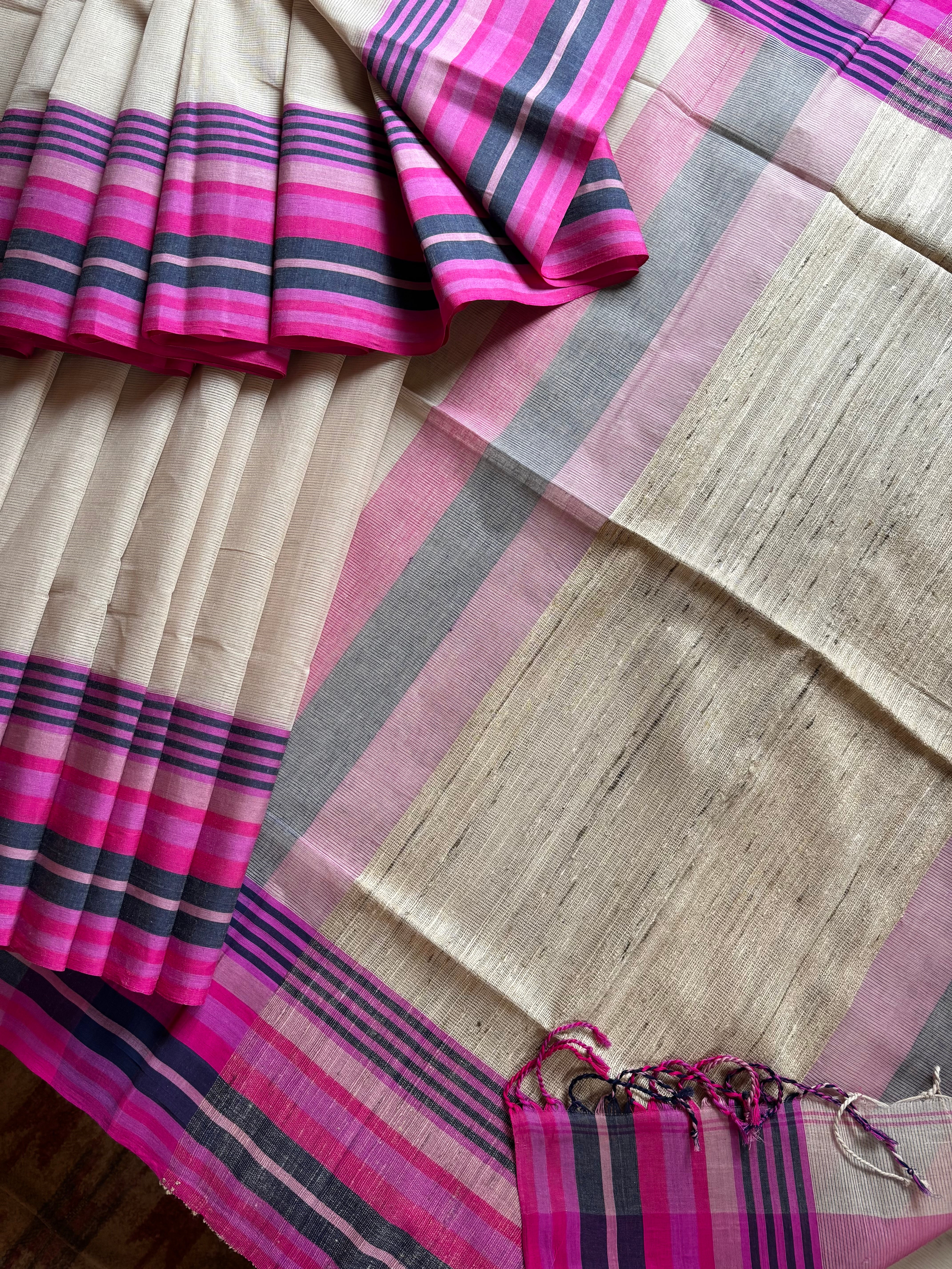 Handwoven Beige Colour Phulia Cotton Saree