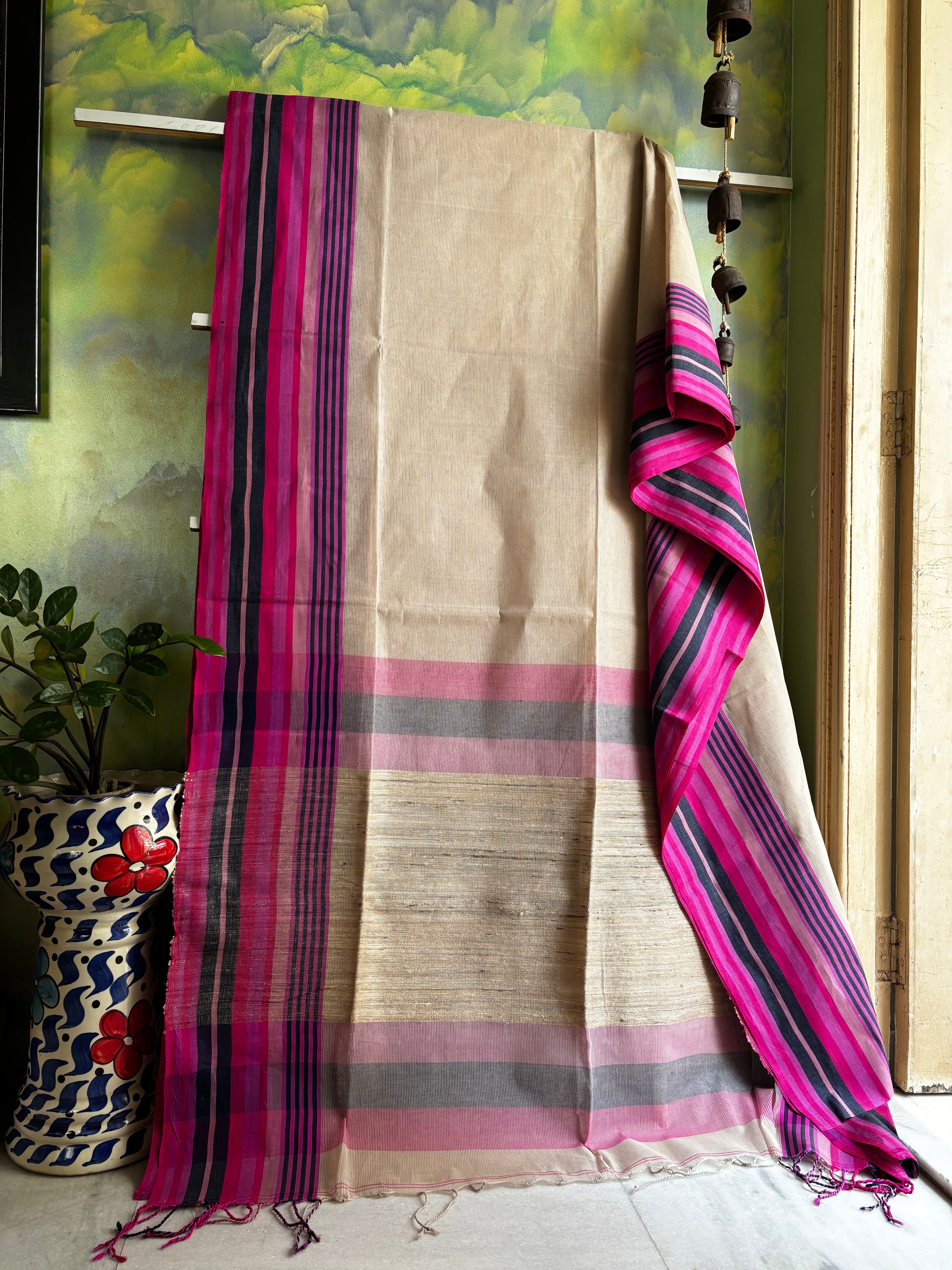 Handwoven Beige Colour Phulia Cotton Saree